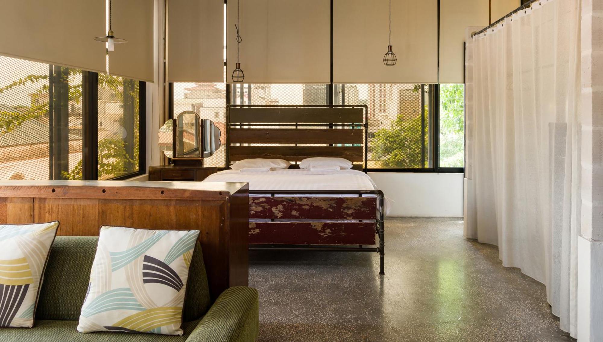 Belakang Kong Heng Aparthotel Ipoh